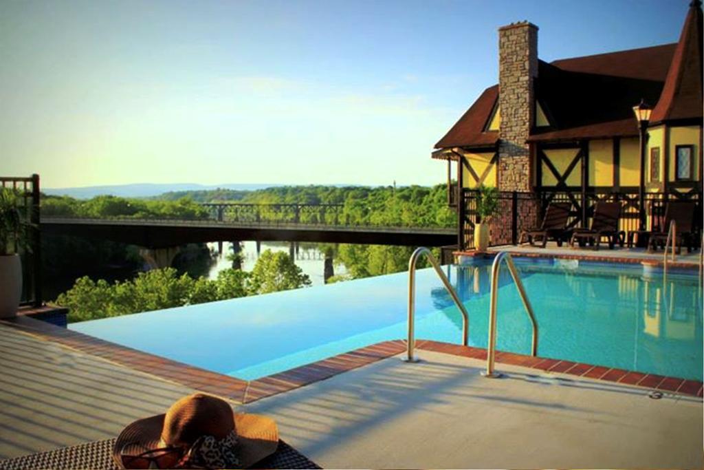 Bavarian Inn Shepherdstown Εξωτερικό φωτογραφία