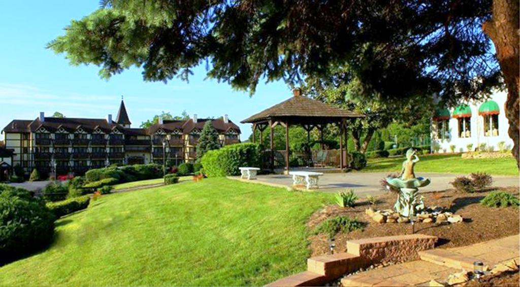 Bavarian Inn Shepherdstown Εξωτερικό φωτογραφία