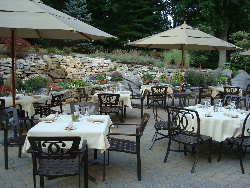 Bavarian Inn Shepherdstown Εξωτερικό φωτογραφία